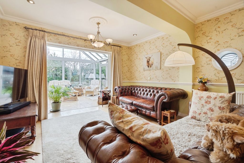 Property photo 3 of 20 Pbox-Img.Jpg