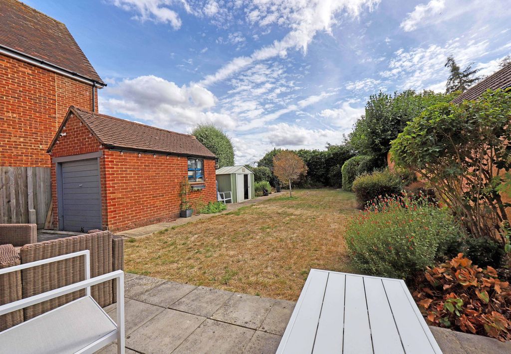 Property photo 3 of 13