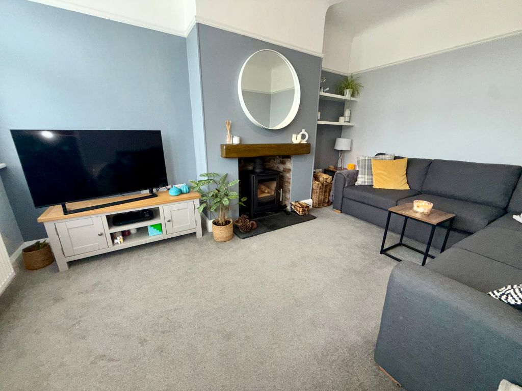 Property photo 2 of 22