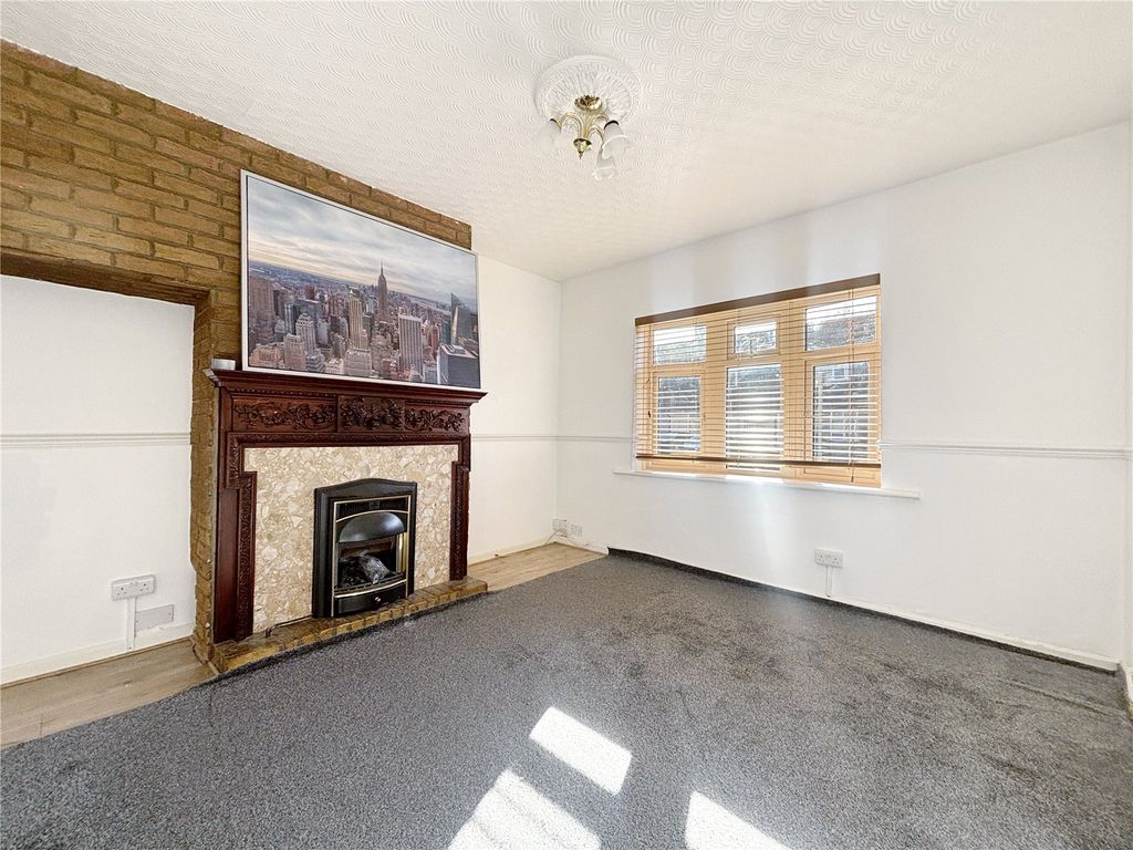 Property photo 3 of 10 Picture No. 19