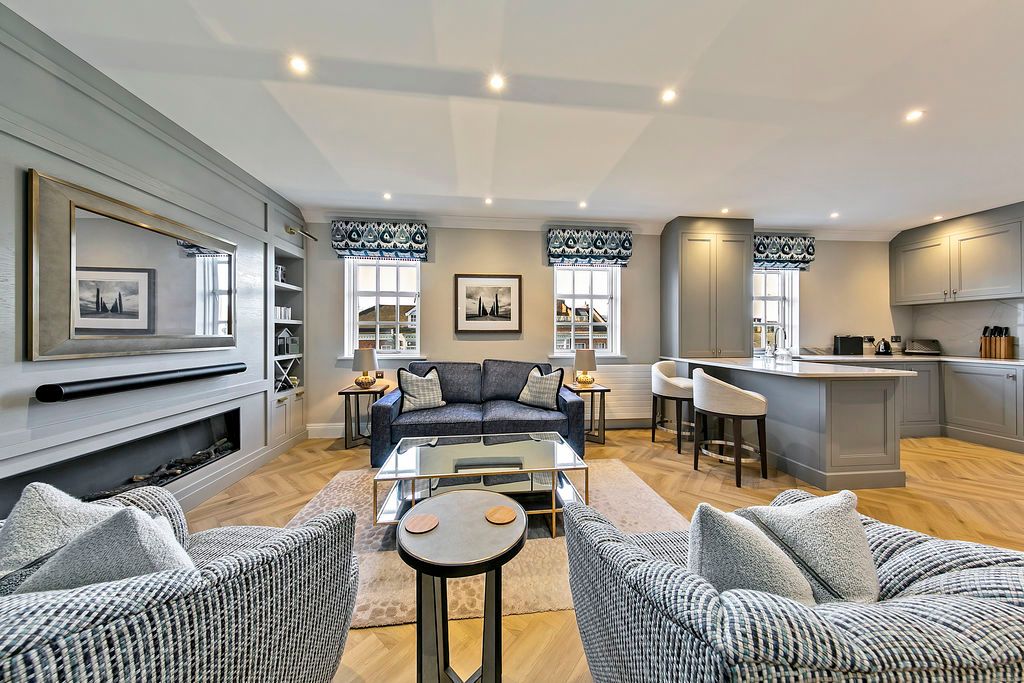 Additional image 5 of 2 bed flat for saleQueens Reach, East Molesey KT8