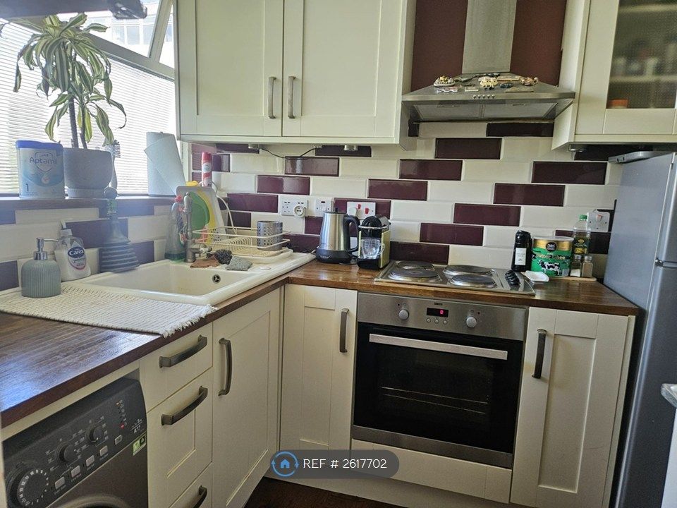 Property photo 3 of 5