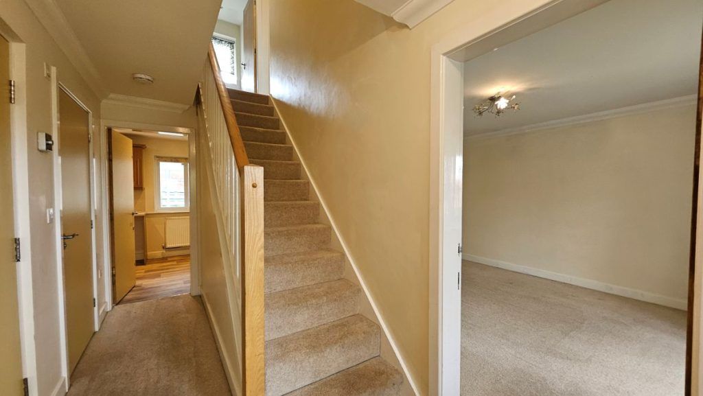 Property photo 3 of 33 3