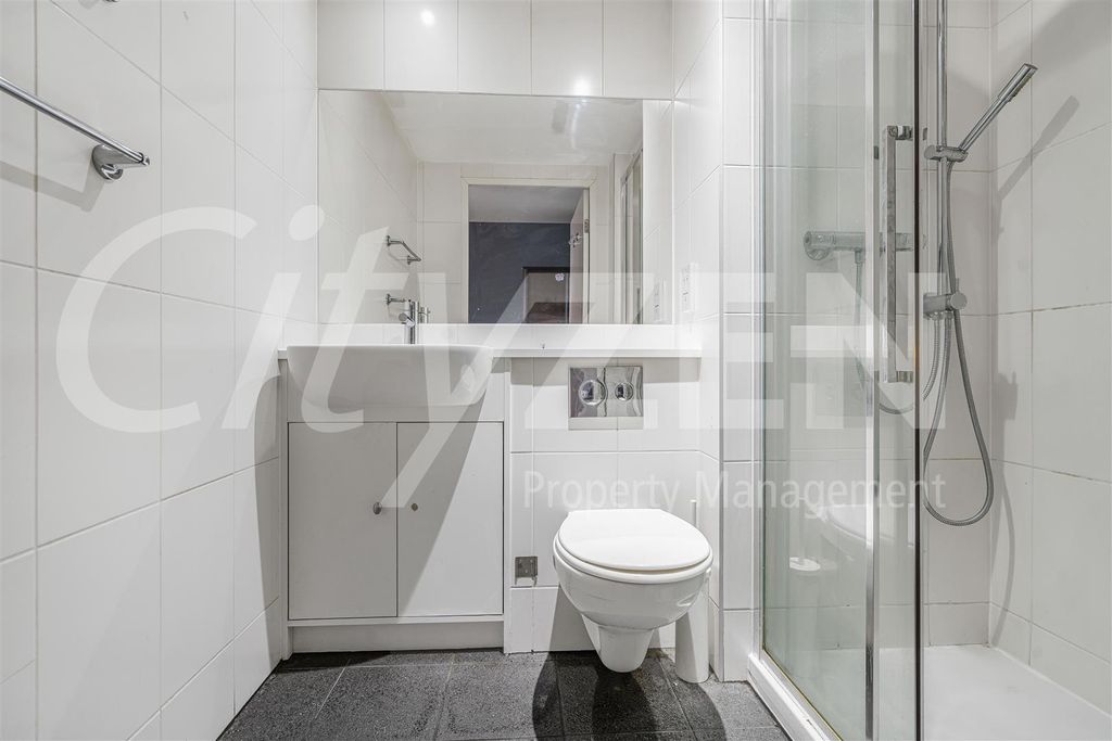 Property photo 2 of 11 Shower Room