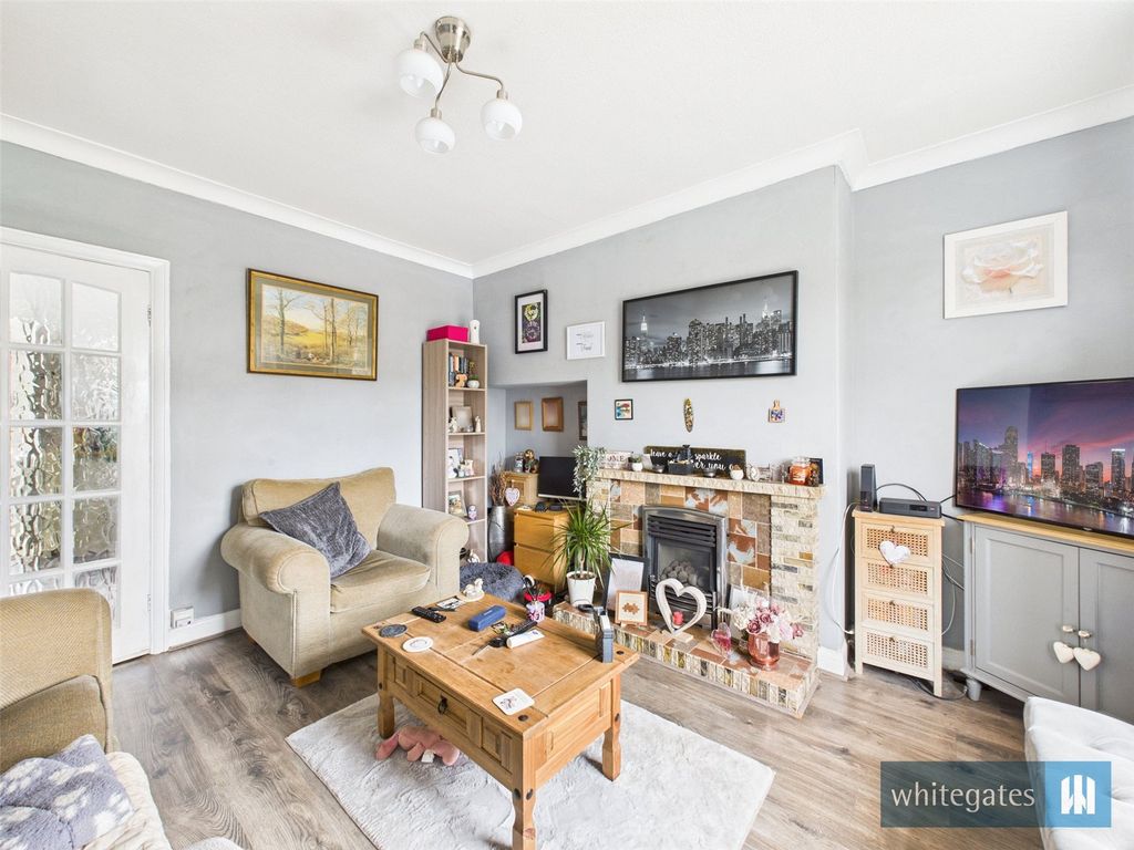 Property photo 2 of 13 Picture No. 08