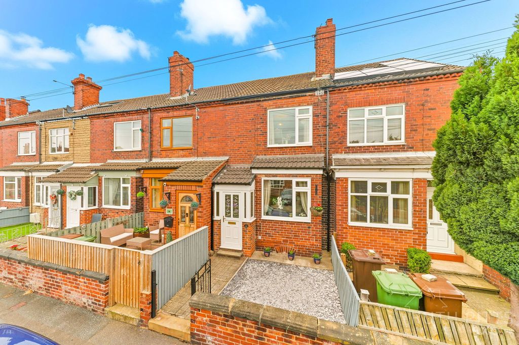 Property photo 2 of 23