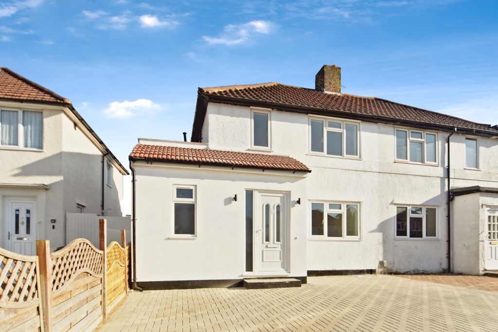 Property photo 1 of 17 Photo