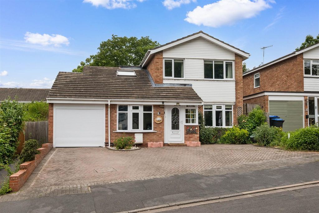 Property photo 1 of 18