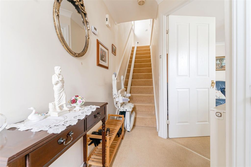 Property photo 3 of 15 Hall.Jpg