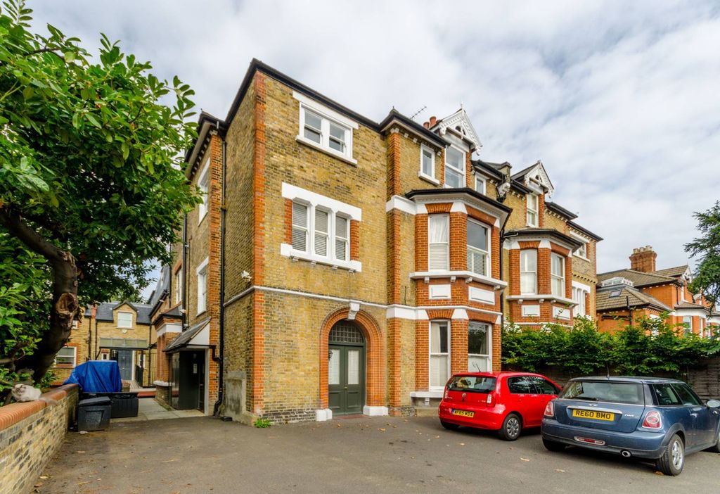 Property photo 2 of 12