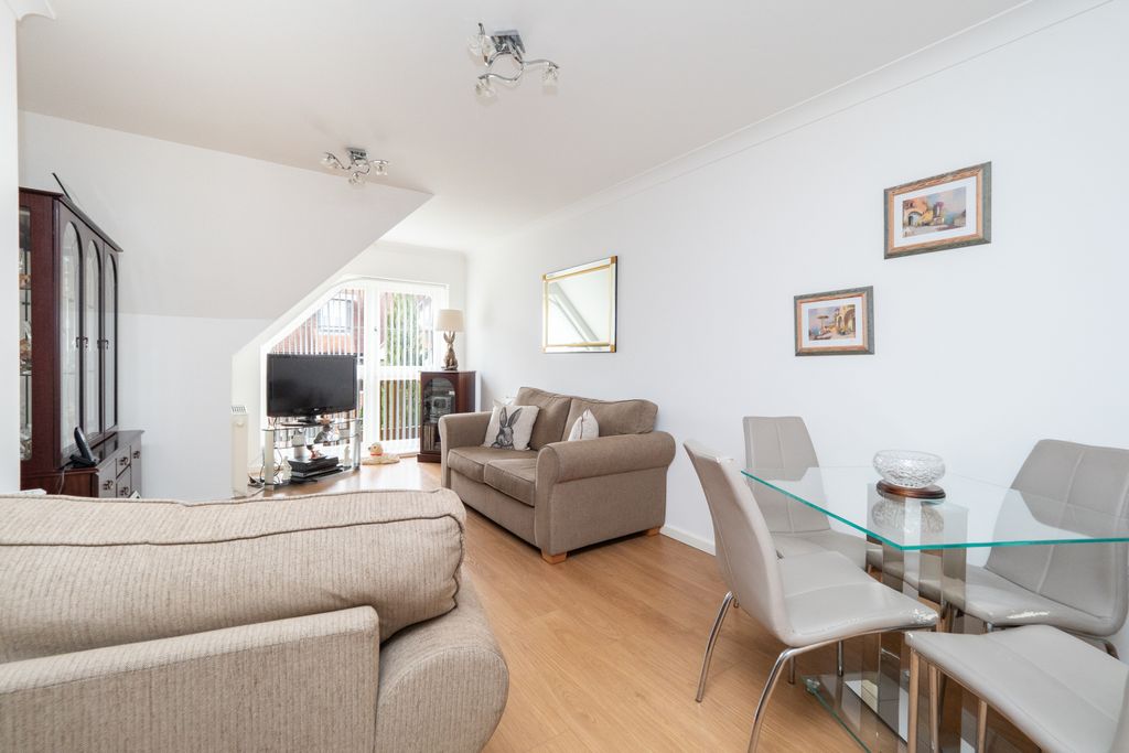 Property photo 3 of 11 Picture No. 04