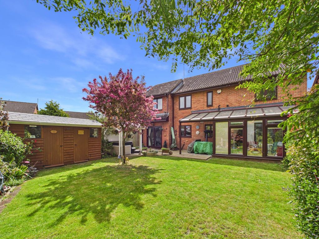 Property photo 2 of 20