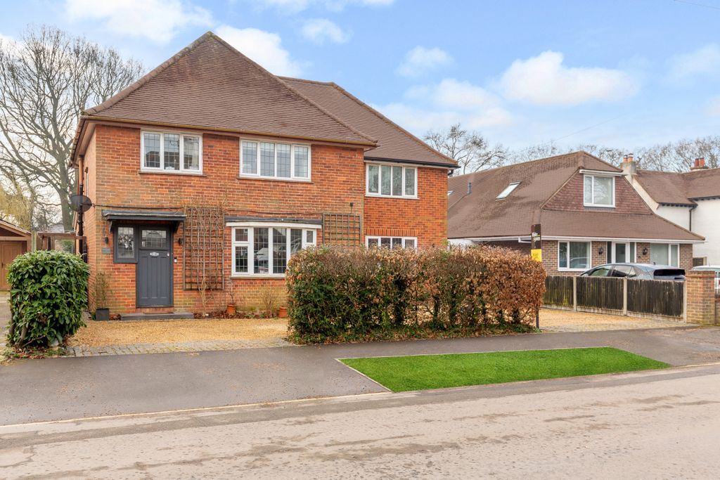 Property photo 3 of 17 Picture No. 14