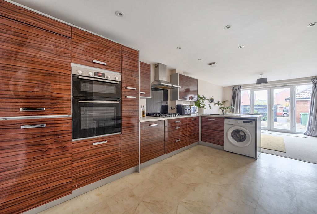 Property photo 3 of 17 1524791 (11).Jpg
