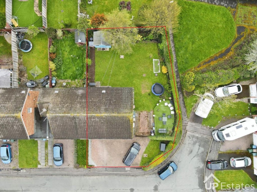 Property photo 3 of 28