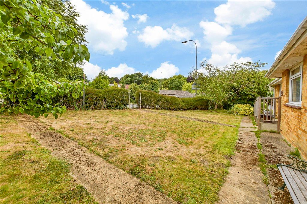 Property photo 2 of 9 Side Garden