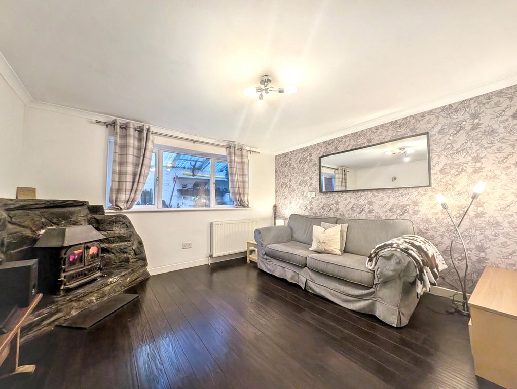 Property photo 3 of 18 3