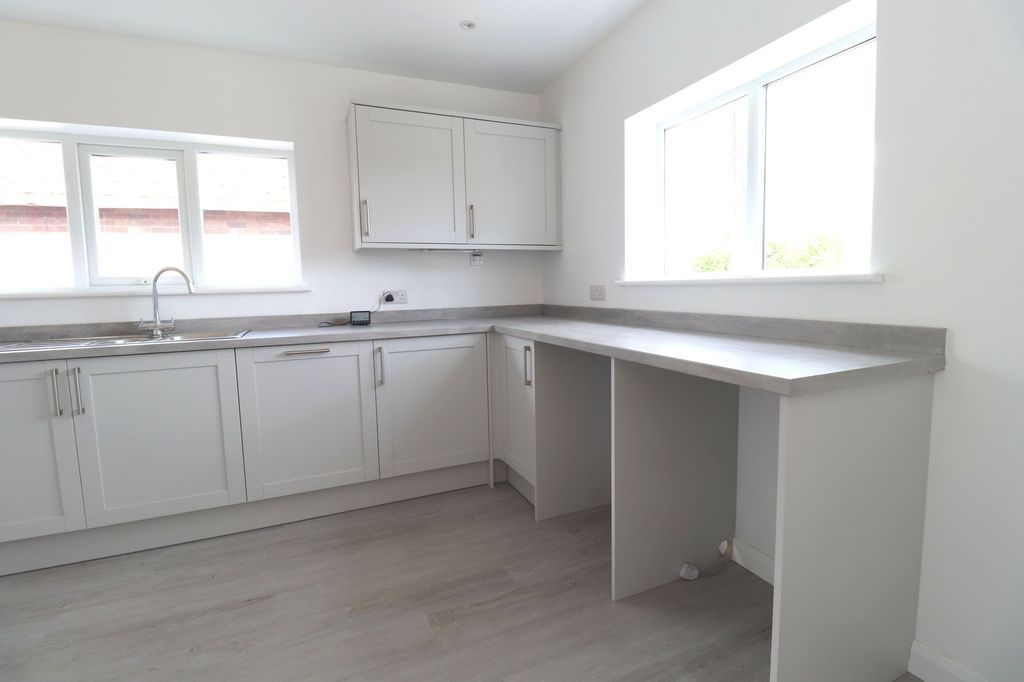 Property photo 3 of 24 Photo 3