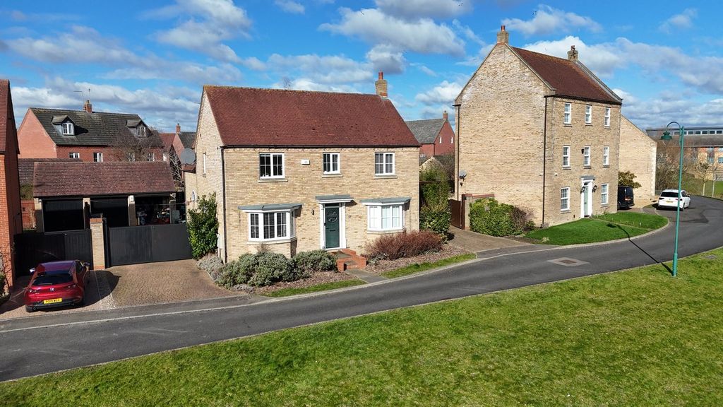 Property photo 1 of 31