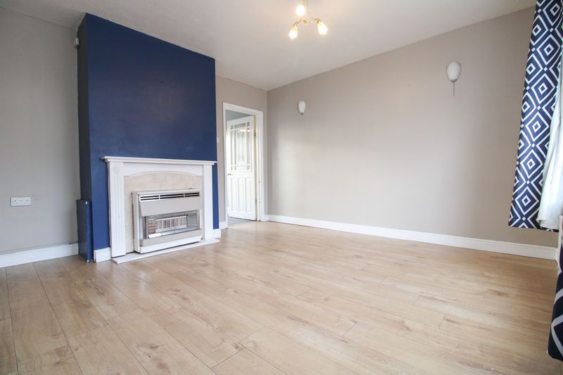 Property photo 2 of 15 Lounge