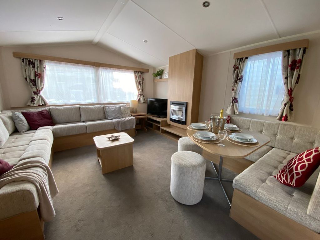 Property photo 1 of 8 Willerby Vacation 35ft X 12ft 2 Bed 2015 (1).Jpg