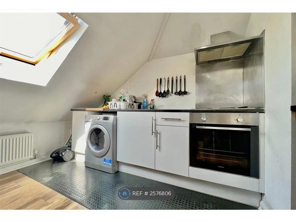 Property photo 1 of 4