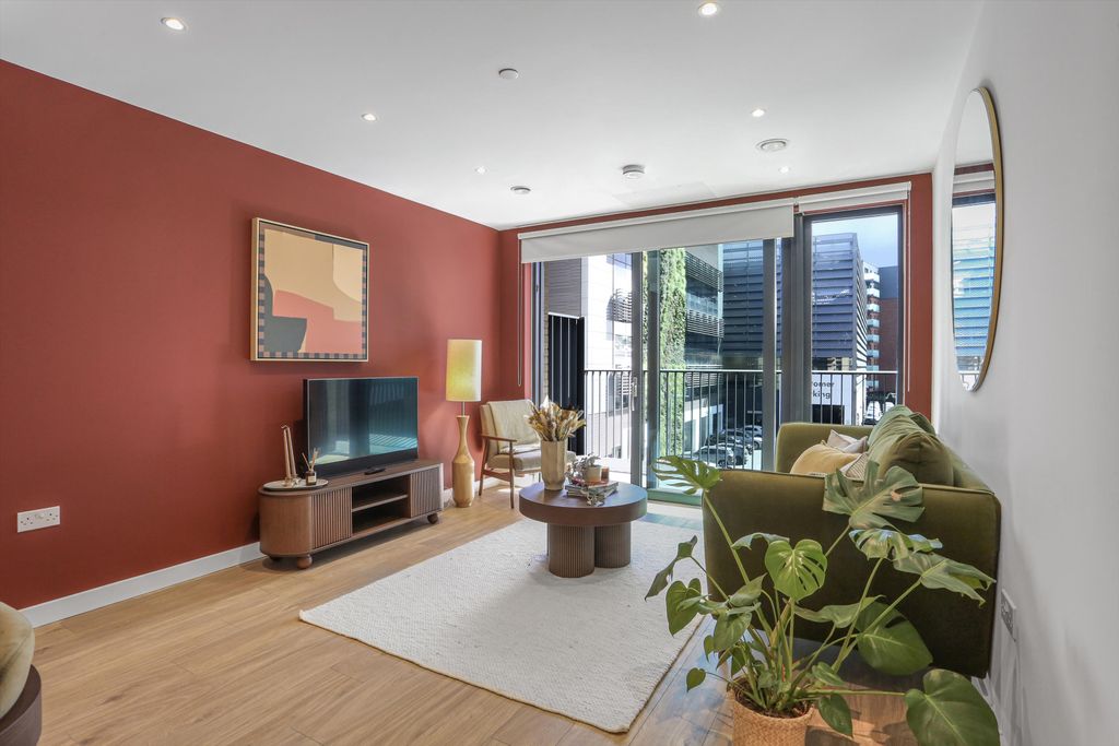 Property photo 1 of 21 Image