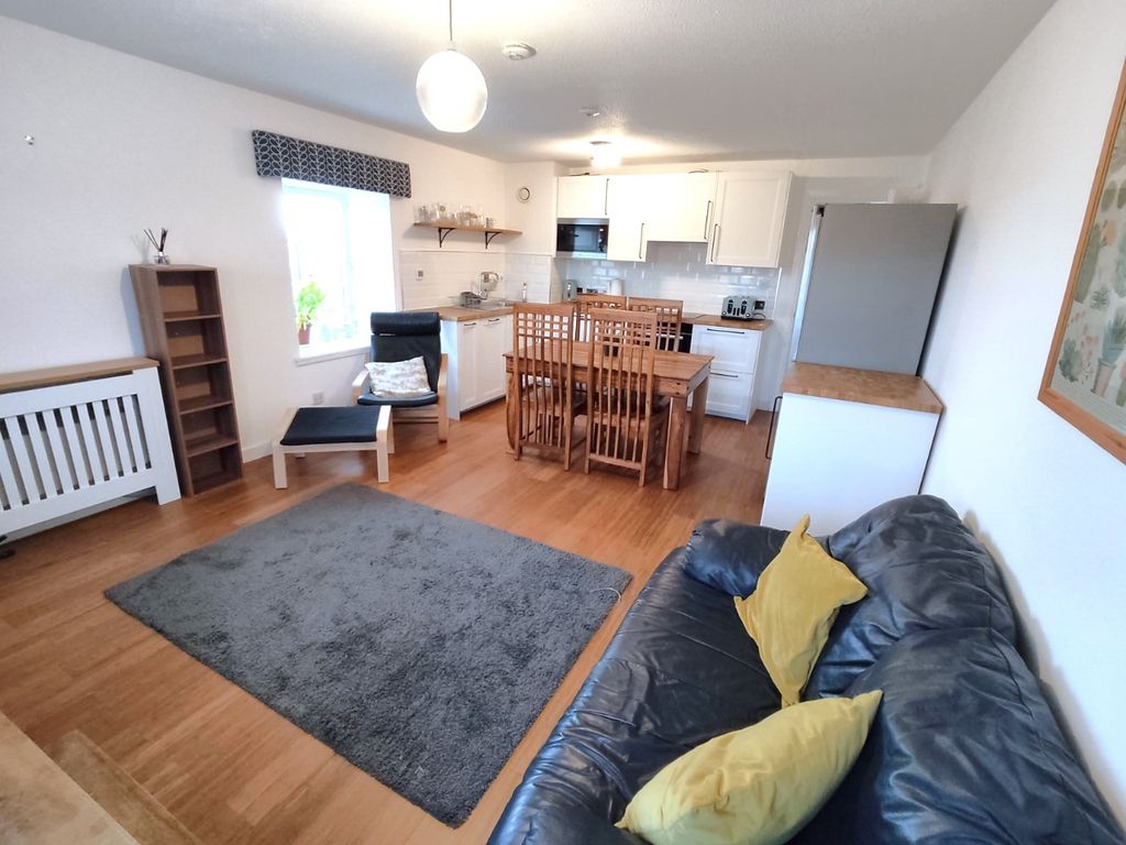 Property photo 3 of 7