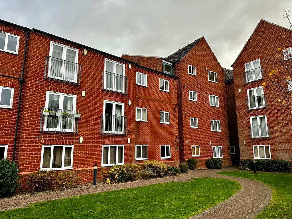 Property photo 1 of 9