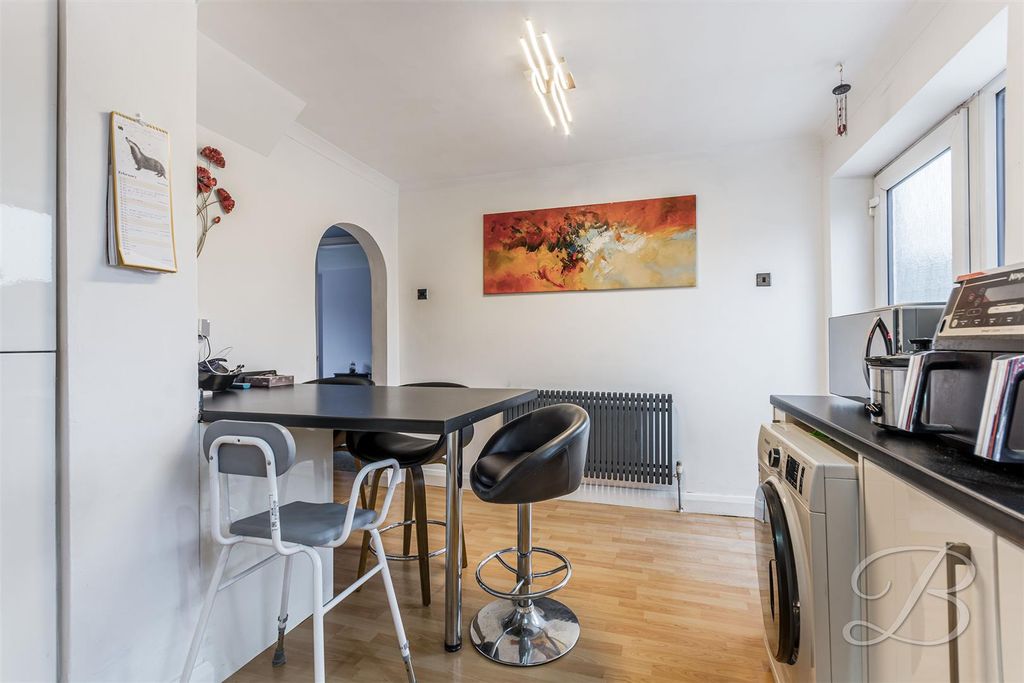 Property photo 3 of 27 Ccltd-27.Jpg