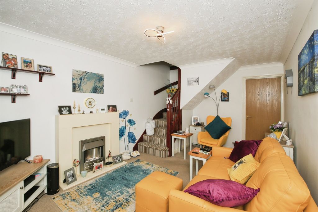 Property photo 3 of 13