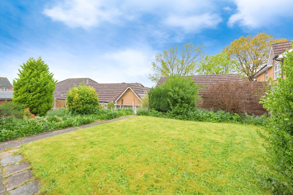Property photo 3 of 17