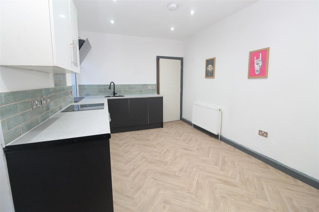 Property photo 2 of 11 Img_1191.Jpg