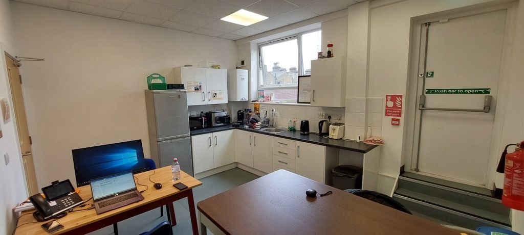 Property photo 3 of 8 Photo 3