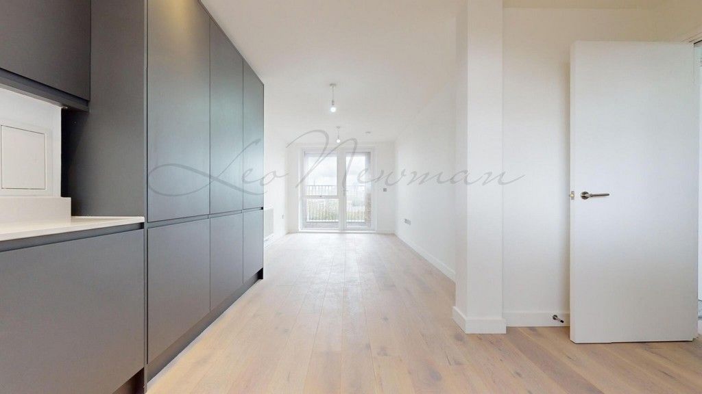 Property photo 2 of 17 Jpg