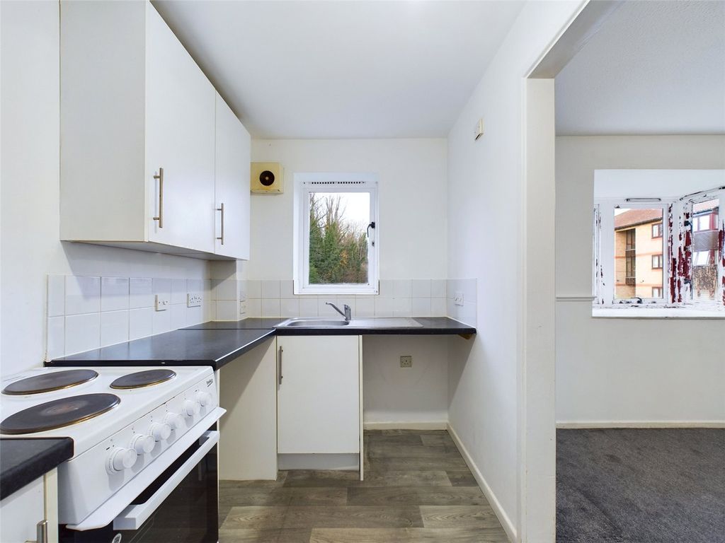 Property photo 3 of 14 Kitchen