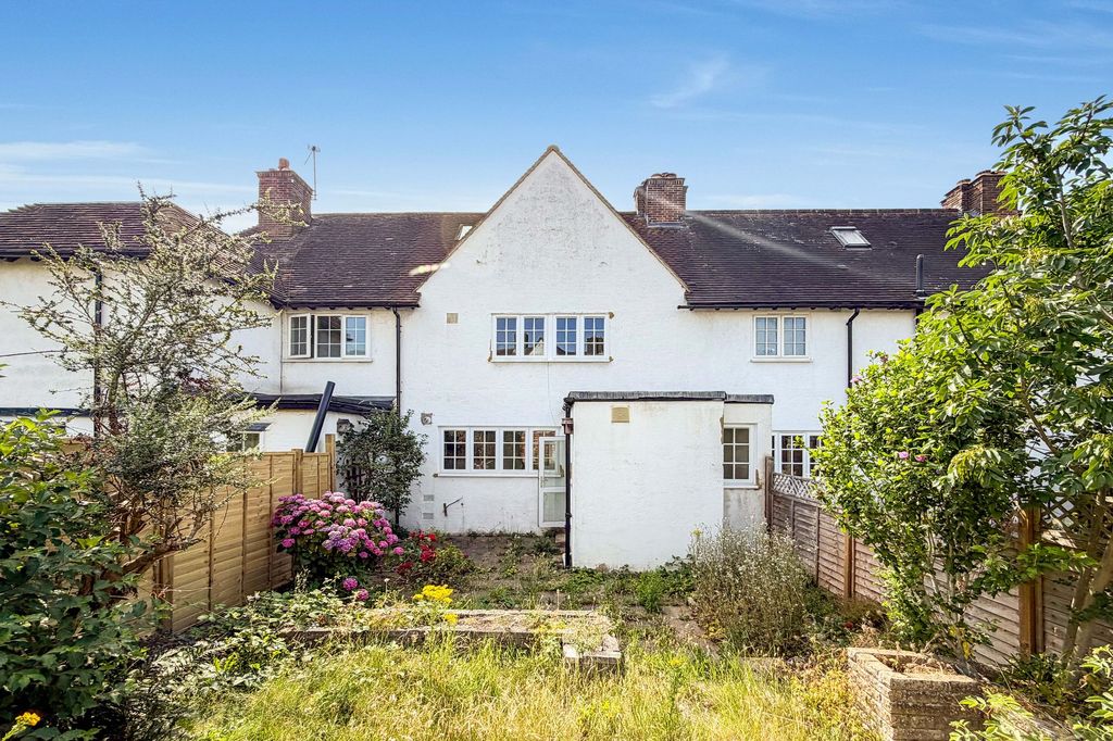 Property photo 2 of 17