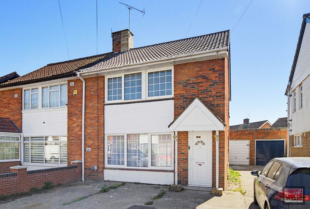 Property photo 1 of 13 Dsc07985