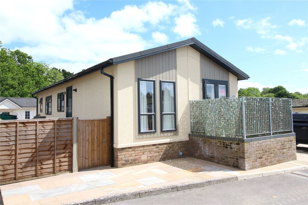 Property photo 1 of 14 Picture No. 17