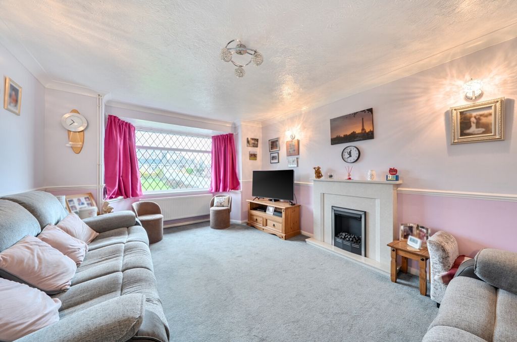 Property photo 3 of 27 1410542-12-6985Df904Af58