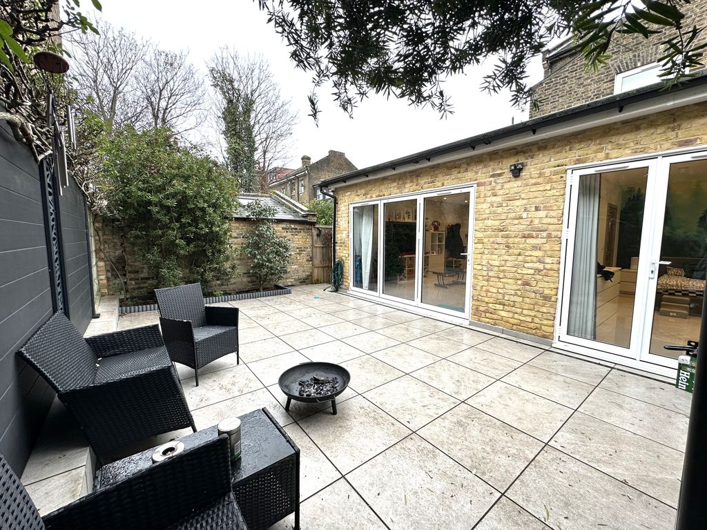 Property photo 1 of 8 Img_6181