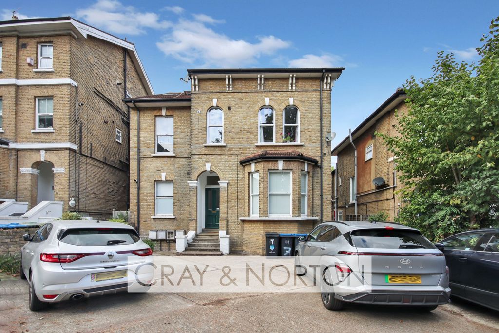 Property photo 2 of 10 Photo 10