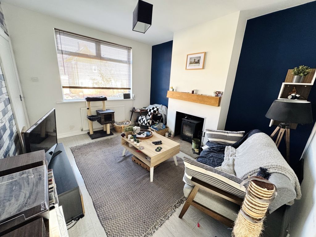 Property photo 3 of 12 Img_0367