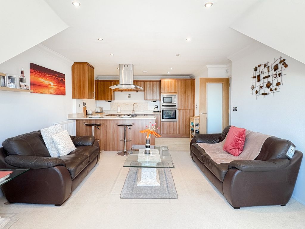 Property photo 3 of 20 4288635