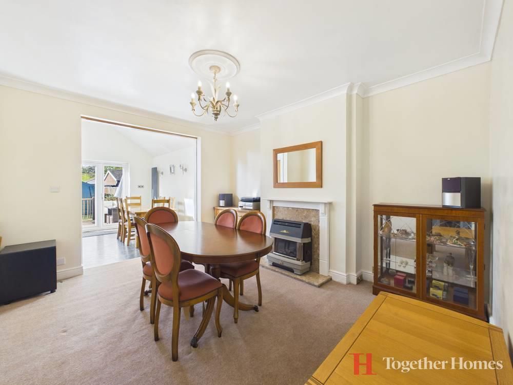 Additional image 7 of 4 bed semi-detached house for saleBlacksmiths Lane, Rainham RM13