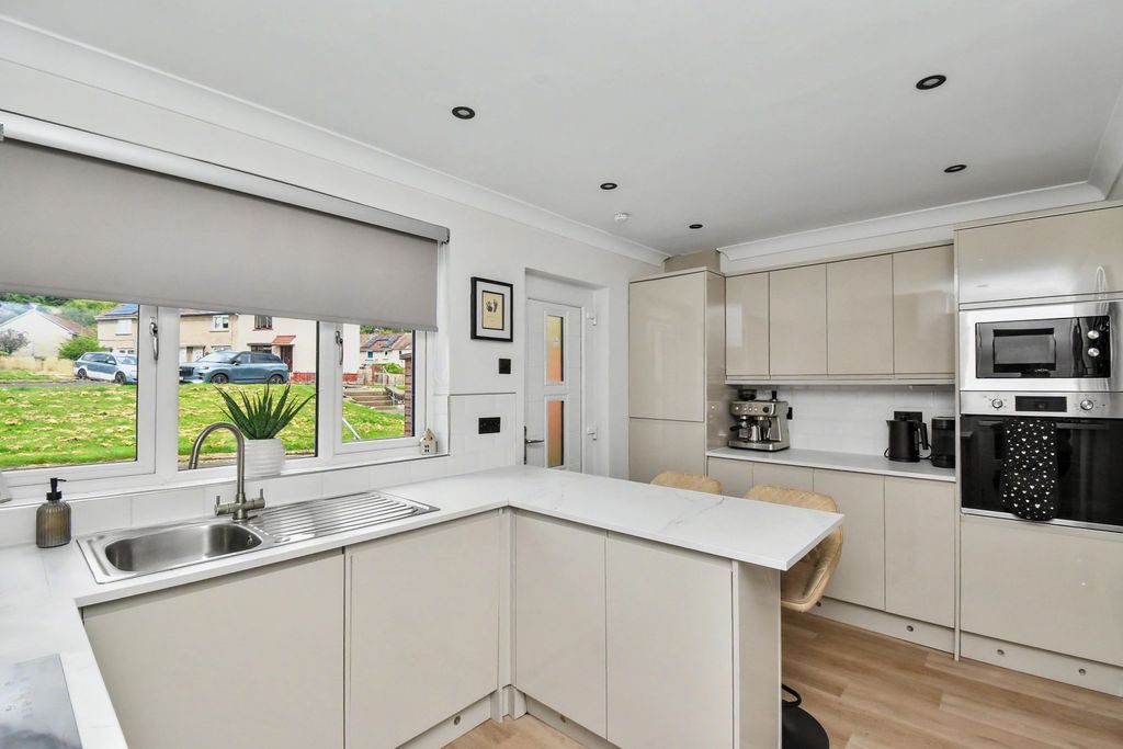 Property photo 3 of 27 Kitchen/Dining Angle 1