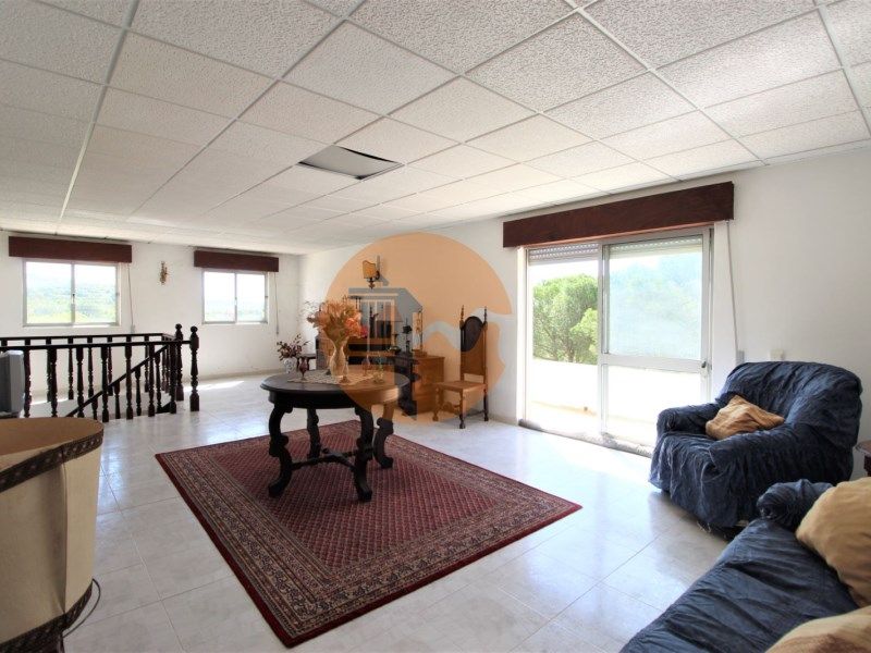 Property photo 2 of 55
