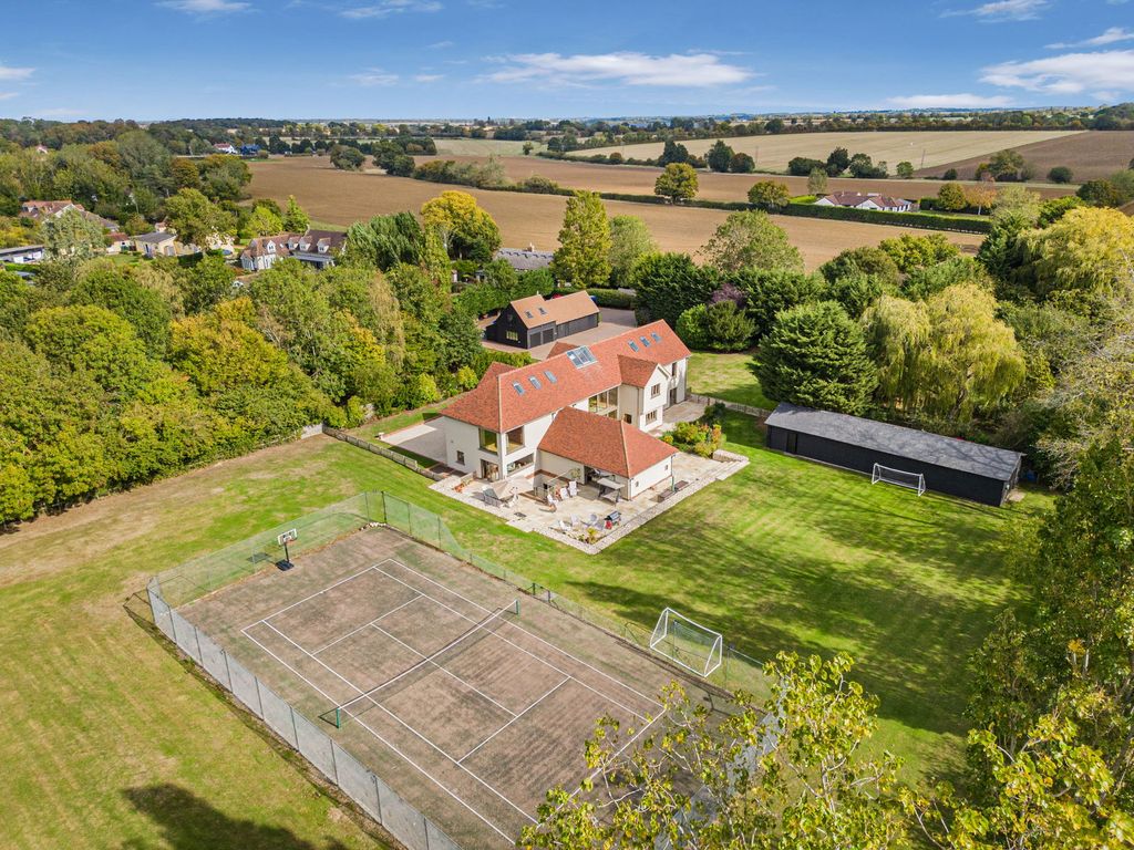 Property photo 1 of 61