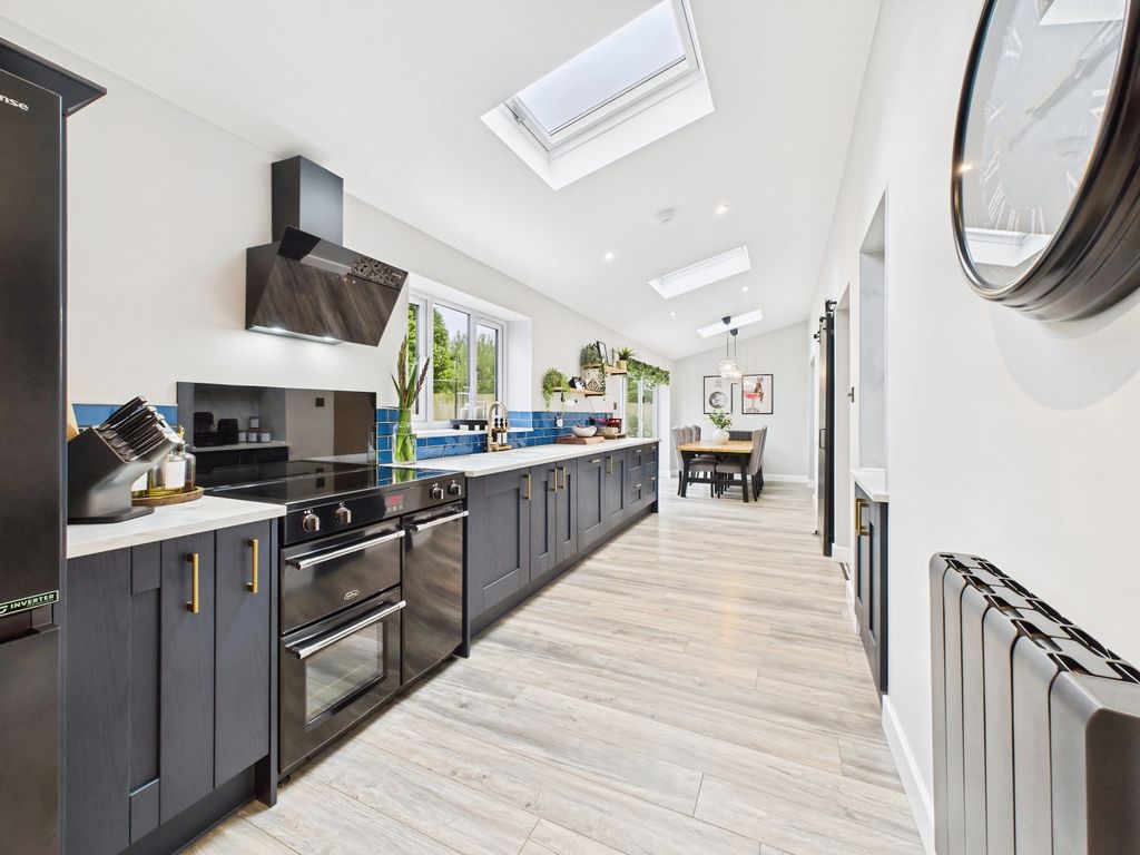 Property photo 2 of 31 22