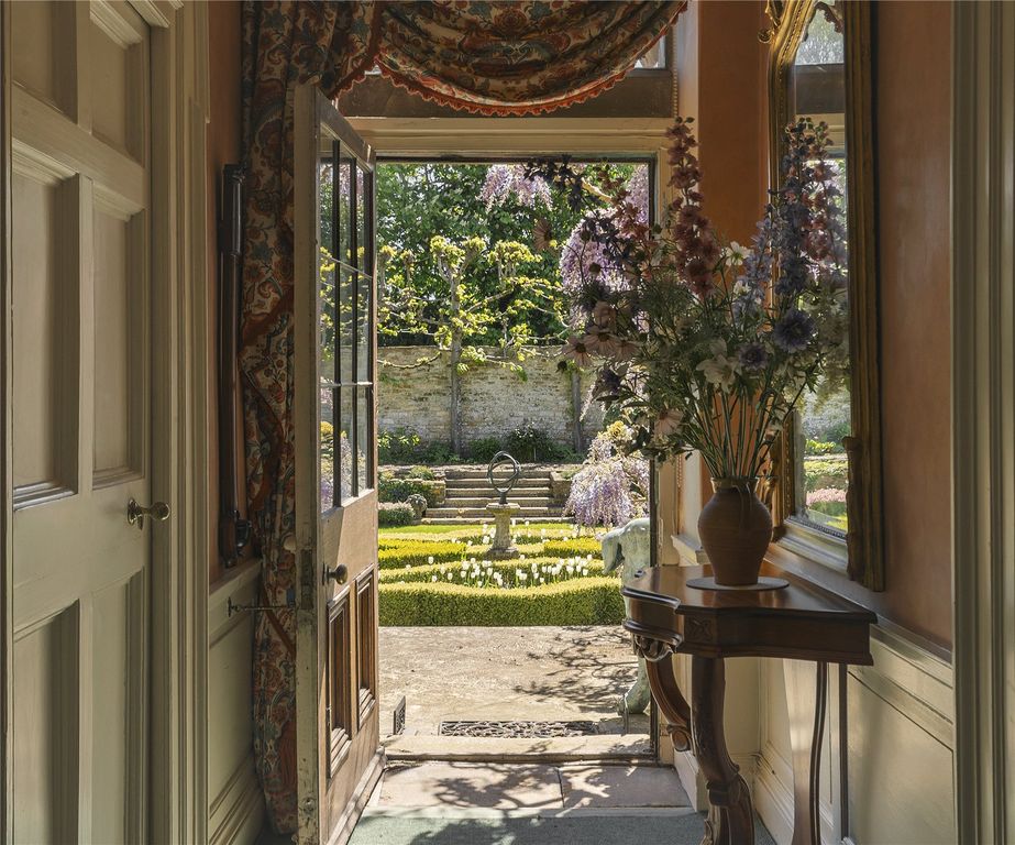 Property photo 3 of 37 Hallway